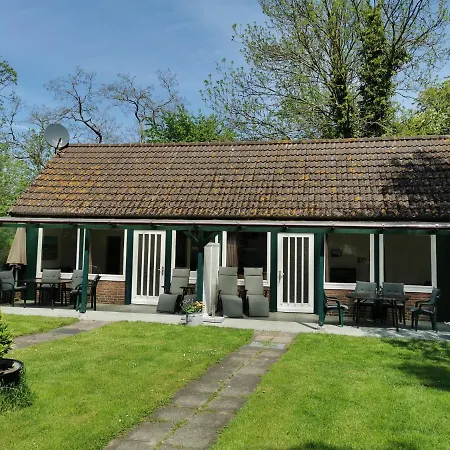 Campinghuette בית נופש פהמארן